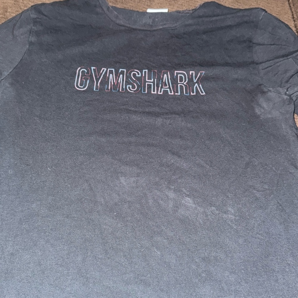 Men’s gymshark athletic shirt